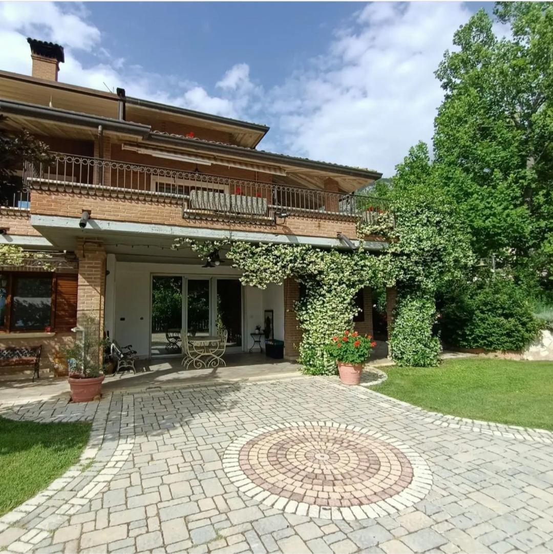 Rossomattone Countryhouse Sulmona Exterior photo